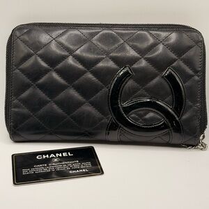 CHANEL Black Quilted Zipper Organizer Wallet